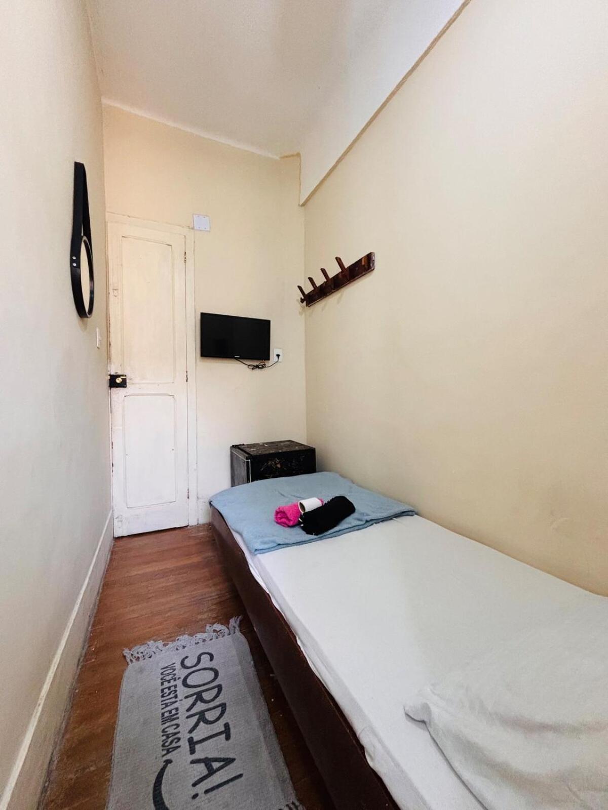 Pequena Cama De Solteiro Apartamento Rio de Janeiro